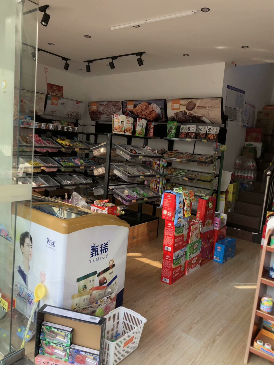 展示图片
